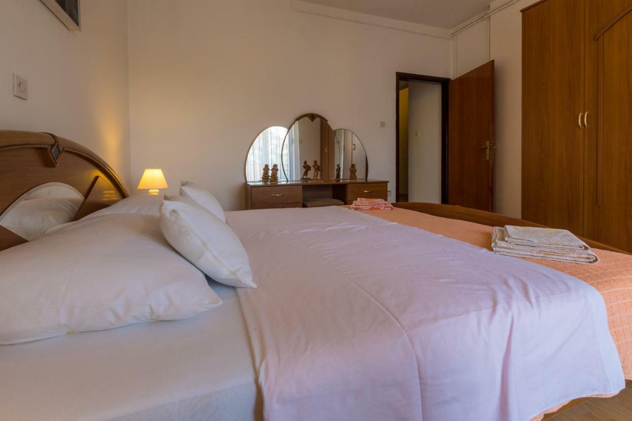 Apartman Laura Selce Buitenkant foto