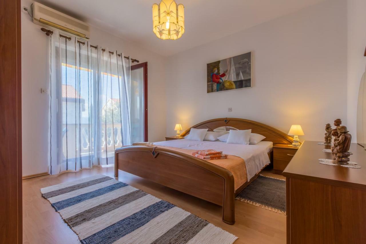 Apartman Laura Selce Buitenkant foto